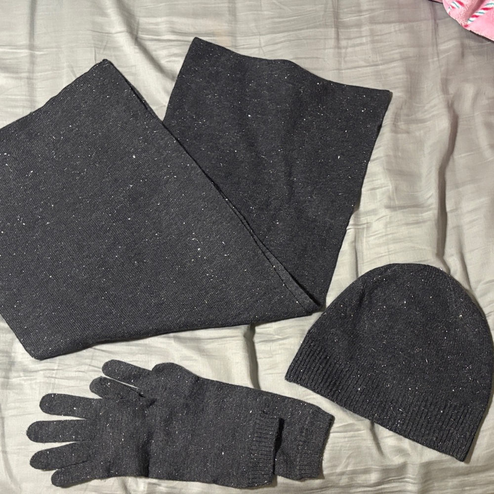 Chicos Shimmer Knit Charcoal Gray 3 Piece Winter Wear Set